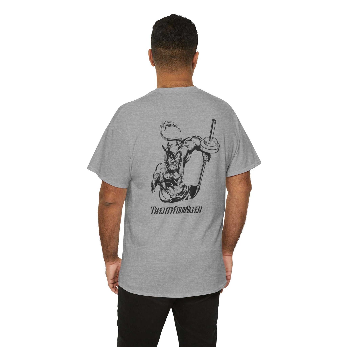 man wearing gray gym t-shirt with dynamic Dablo superhero design holding barbell on back