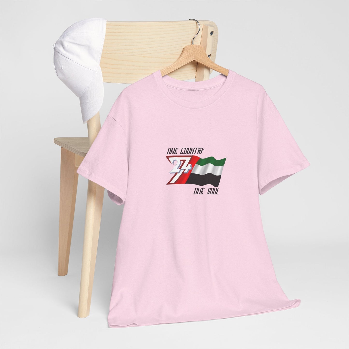 Unique Design United Arab Emirates Flag Printed custom T-shirt light pink