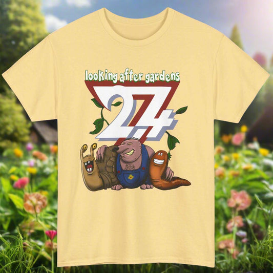 Fun T-shirt: Gardening Squad Printed T-shirt peach